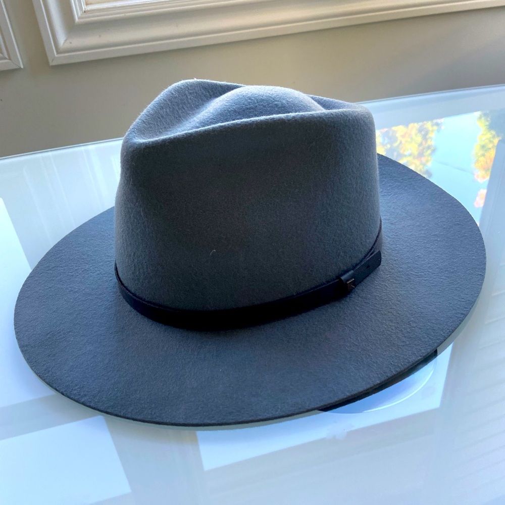 Kooringal Hat - Purchased in Australia BNWT